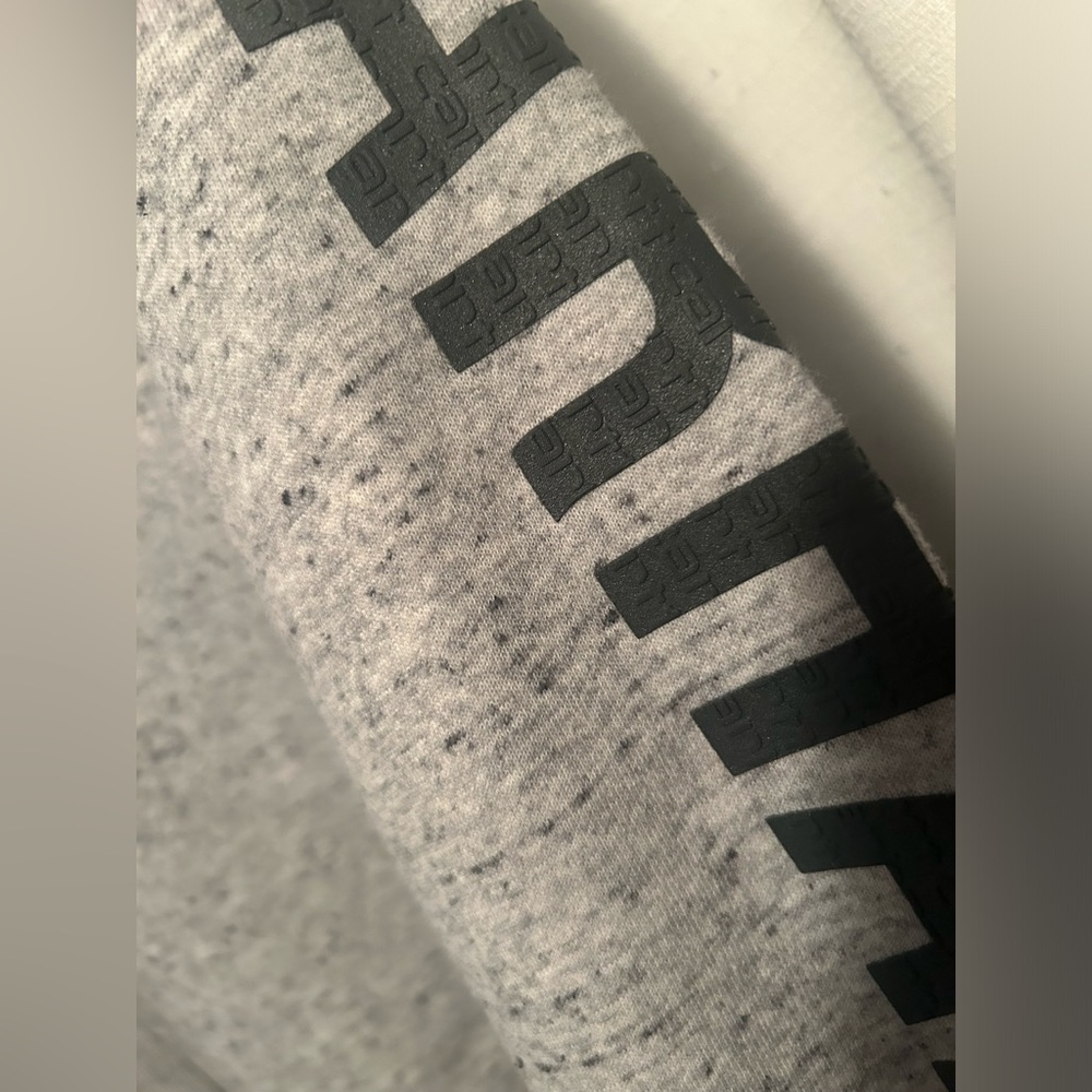 Carhartt CrewNeck - Picture 4 of 7
